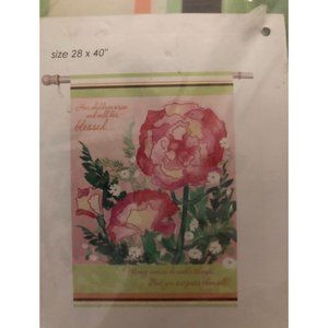 Evergreen 28 x 40 garden flag